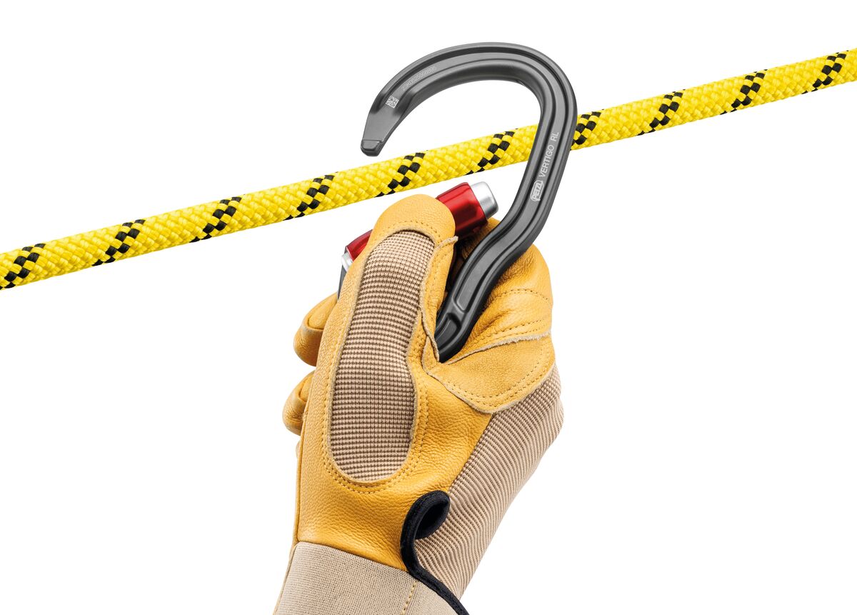 PETZL VERTIGO TWIST-LOCK CARABINER