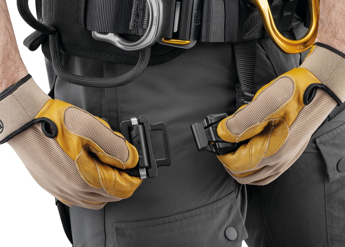 PETZL KOMPLETTGURT ASTRO® (European version)