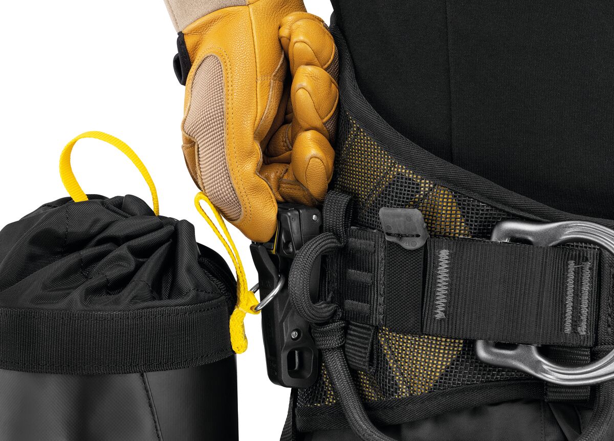 PETZL FASTENING HOOK INTERFAST