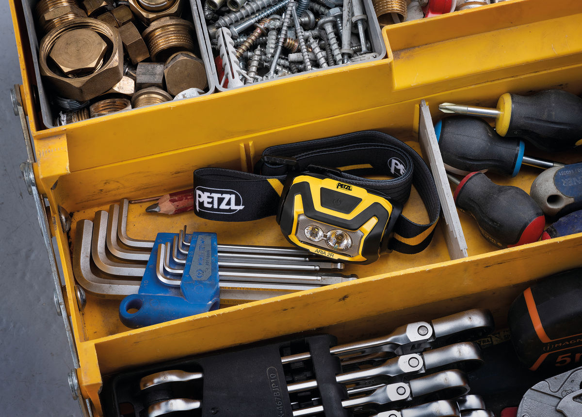 PETZL HEADLAMP ARIA® 2R